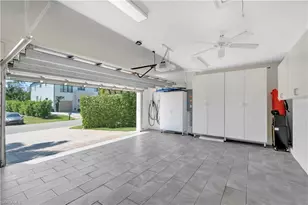 3005 Coco Ave, Naples, FL 34112 - Photo 7