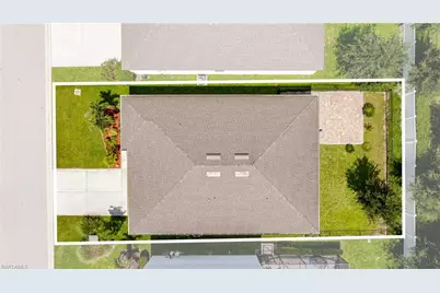 10795 Marlberry Way, North Fort Myers, FL 33917 - Photo 3