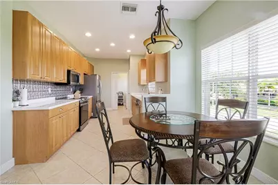 5600 Chelsey Ln #201, Fort Myers, FL 33912 - Photo 9
