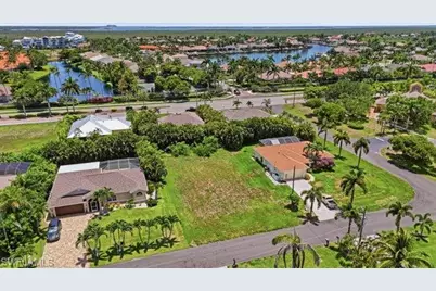 1728 SW 54th Ln, Cape Coral, FL 33914 - Photo 9