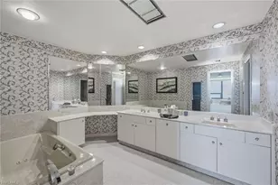 4301 Gulf Shore Blvd N, Naples, FL 34103 - Photo 19
