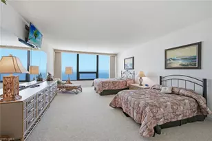 4301 Gulf Shore Blvd N, Naples, FL 34103 - Photo 17