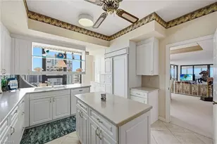 4301 Gulf Shore Blvd N, Naples, FL 34103 - Photo 9