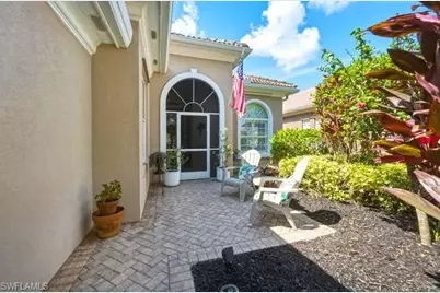2314 Heydon Cir W, Naples, FL 34120 - Photo 3
