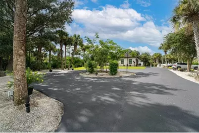 328 16th Ave NW, Naples, FL 34120 - Photo 37