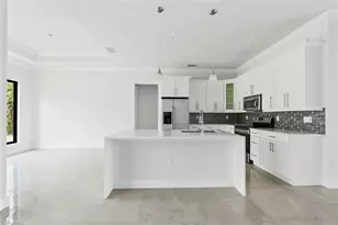 1412 22nd Ave NE, Naples, FL 34120 - Photo 9