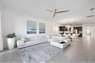 3275 Pilot Cir, Naples, FL 34120 - Photo 9