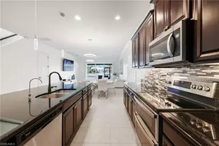 3275 Pilot Cir, Naples, FL 34120 - Photo 5