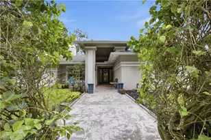 150 Logan Blvd N, Naples, FL 34119 - Photo 3