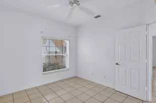 5210 Birmingham Dr, Naples, FL 34110 - Photo 11