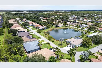 25020 Divot Dr, Bonita Springs, FL 34135 - Photo 35