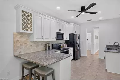 25020 Divot Dr, Bonita Springs, FL 34135 - Photo 11