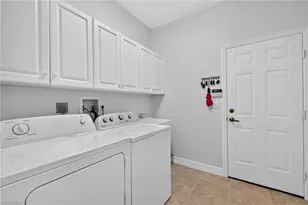 25020 Divot Dr, Bonita Springs, FL 34135 - Photo 25