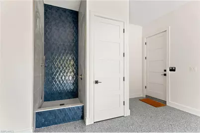 2200 11th St N, Naples, FL 34103 - Photo 23