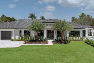 2200 11th St N, Naples, FL 34103 - Photo 41