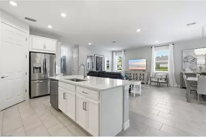 28056 Seasons Tide Ave, Bonita Springs, FL 34135 - Photo 7