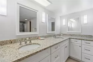 3951 Gulf Shore Blvd N, Naples, FL 34103 - Photo 17