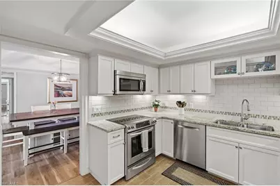 3951 Gulf Shore Blvd N #700, Naples, FL 34103 - Photo 9