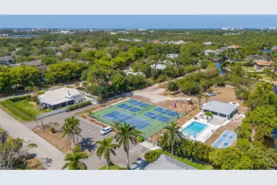2656 River Reach Dr, Naples, FL 34104 - Photo 27
