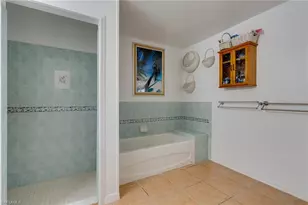 4105 NE 20th Pl, Cape Coral, FL 33909 - Photo 11