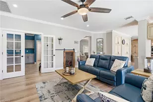 308 Wentworth Ct, Naples, FL 34104 - Photo 7