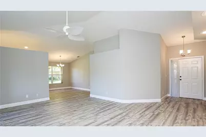 402 Emerald Bay Cir #E7, Naples, FL 34110 - Photo 5