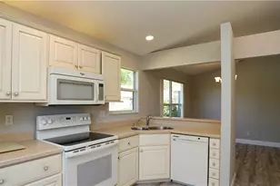 402 Emerald Bay Cir, Naples, FL 34110 - Photo 17