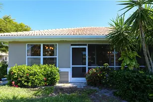 402 Emerald Bay Cir, Naples, FL 34110 - Photo 43