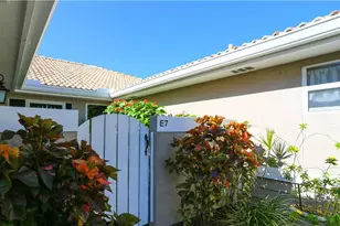 402 Emerald Bay Cir, Naples, FL 34110 - Photo 49