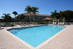 8437 Abbington Cir, Naples, FL 34108 - Photo 17