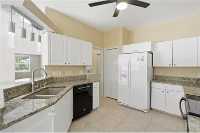 295 Stanhope Cir, Naples, FL 34104 - Photo 17