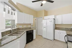 295 Stanhope Cir, Naples, FL 34104 - Photo 17