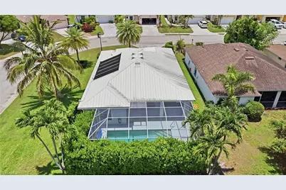 295 Stanhope Cir, Naples, FL 34104 - Photo 45