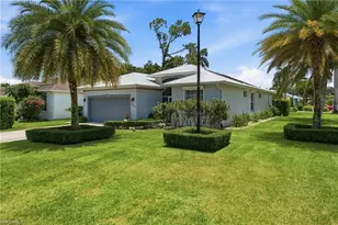 295 Stanhope Cir, Naples, FL 34104 - Photo 3