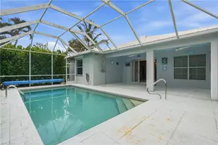 295 Stanhope Cir, Naples, FL 34104 - Photo 41