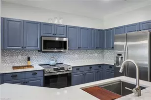 6355 Lexington Ct, Naples, FL 34110 - Photo 3