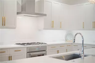 875 6th Ave S, Naples, FL 34102 - Photo 9