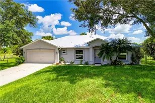 921 47th Ave NE, Naples, FL 34120 - Photo 5