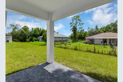 105/107 Meadow Rd, Lehigh Acres, FL 33973 - Photo 19