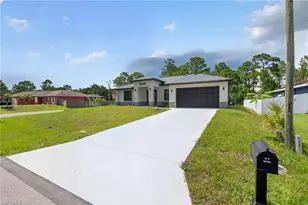 2918 48th St W, Lehigh Acres, FL 33971 - Photo 5