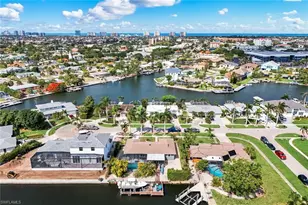 785 Willow Ct, Marco Island, FL 34145 - Photo 27