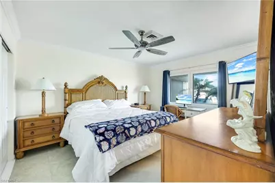 785 Willow Ct, Marco Island, FL 34145 - Photo 15