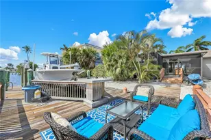 785 Willow Ct, Marco Island, FL 34145 - Photo 25