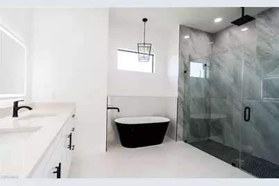 2516 24th St W, Lehigh Acres, FL 33971 - Photo 23