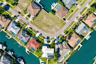 1540 Buccaneer Ct, Marco Island, FL 34145 - Photo 3