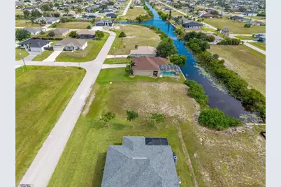 420 NW 23rd Ave, Cape Coral, FL 33993 - Photo 5