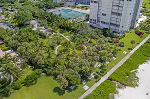 667 Park Shore Dr, Naples, FL 34103 - Photo 15