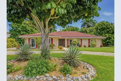 667 Park Shore Dr, Naples, FL 34103 - Photo 1