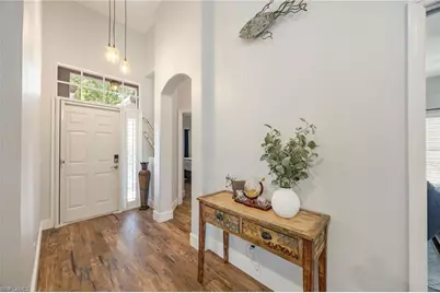 219 Glen Eagle Cir, Naples, FL 34104 - Photo 3