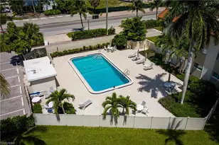 1100 Gulf Shore Blvd N, Naples, FL 34102 - Photo 43
